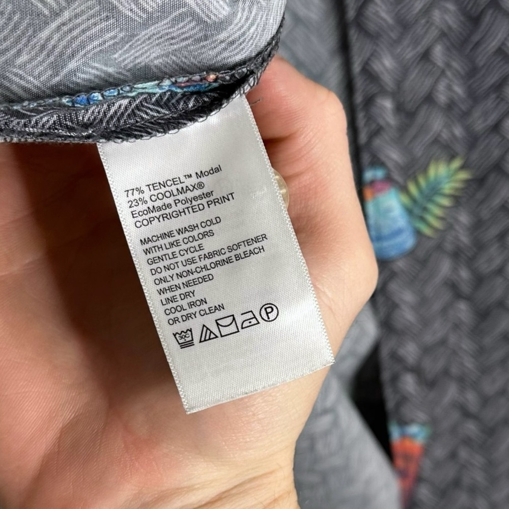 Tommy Bahama Coconut Point Button Up Camp Shirt - Picture 6 of 6